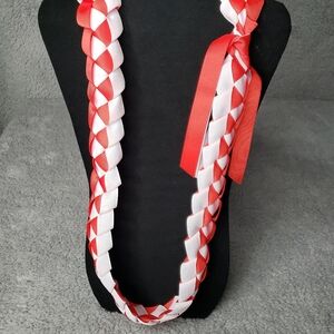 Ribbon Lei Red and White 21-inches